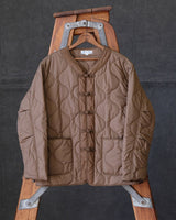 Doublure à bouton noué