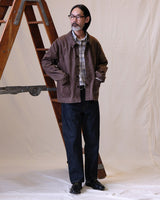 Red-line Selvedge 1950s High-waist Straight Jeans in raw indigo – full outfit on model