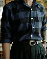 Chemise à carreaux bleus