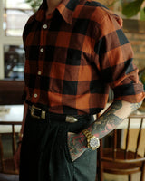 Chemise à carreaux rouges