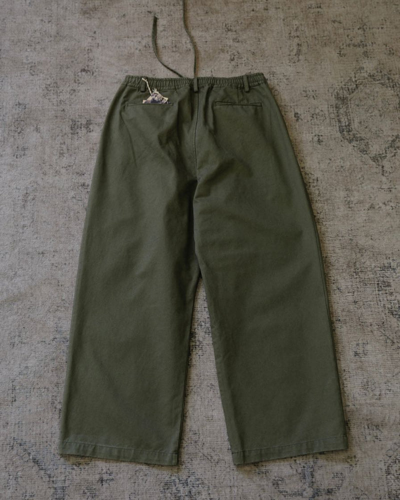 Strapped Pleated Chino Pima Cotton