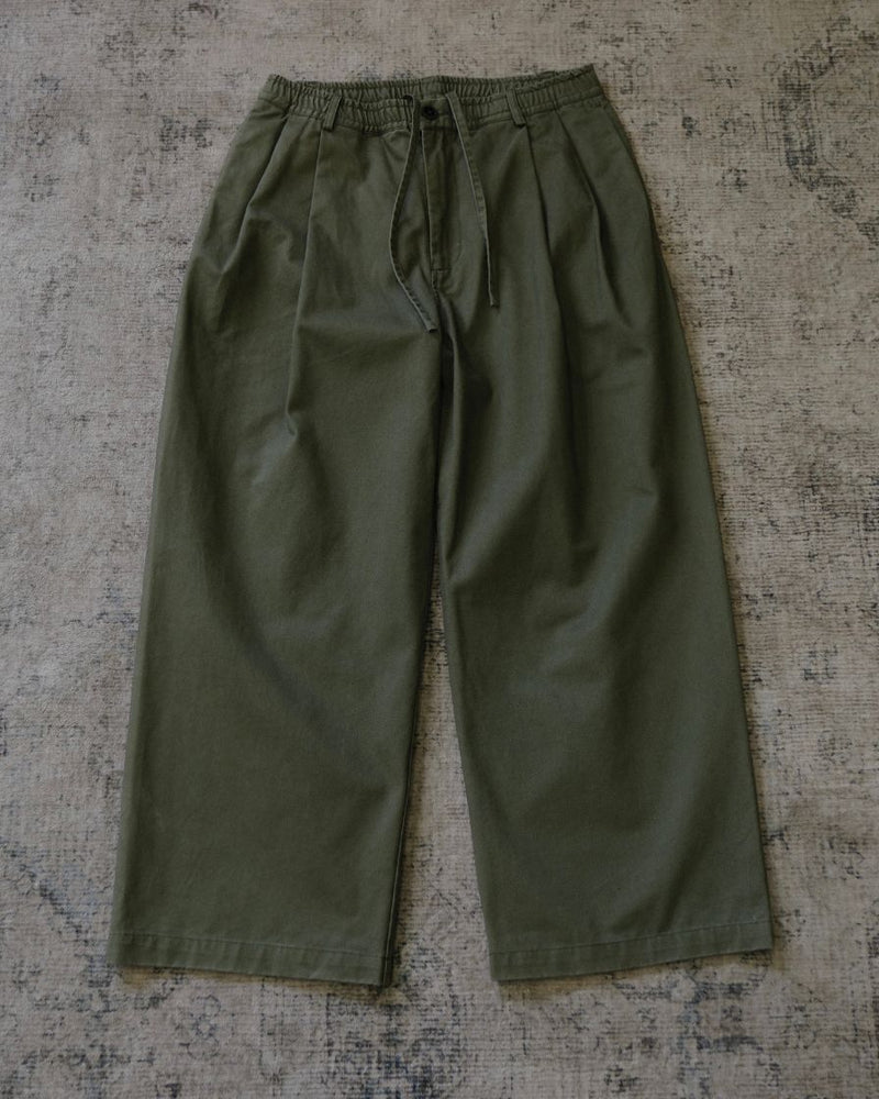 Strapped Pleated Chino Pima Cotton