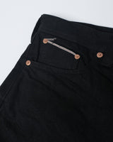 Black Slub Selvedge Straight Jeans in black – close-up of coin pocket