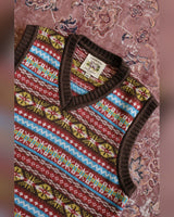 Fair Isle Wool Vest in brown – close-up of V-neck