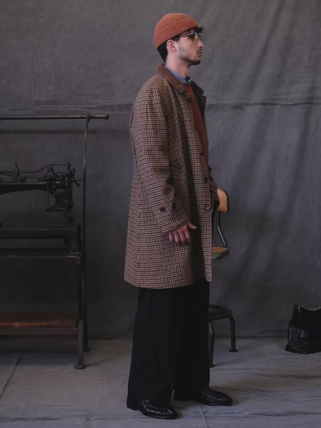 Houndstooth Wool Balmacaan Coat in coffee – video